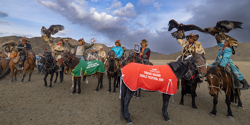Mongolia Sagsai Golden Eagle festival