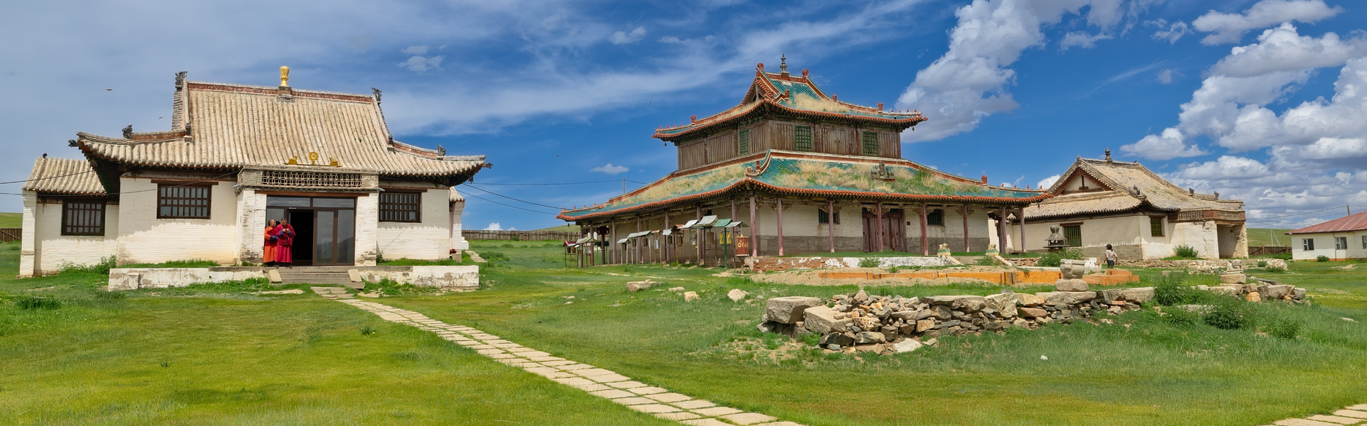 Shankhiin_hiid_monastery