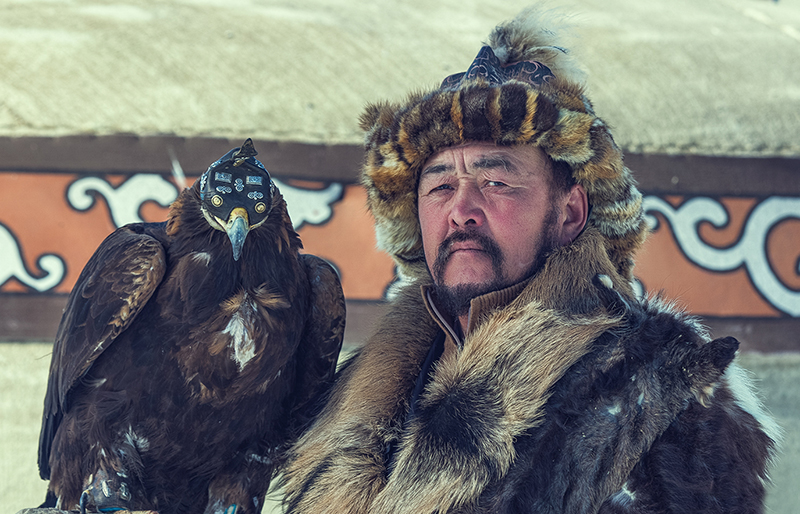 Winter_eagle_festival_mongolia