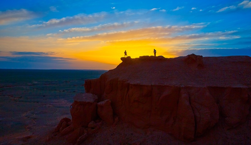 at bayanzag flaming cliffs mongolia gobi desert